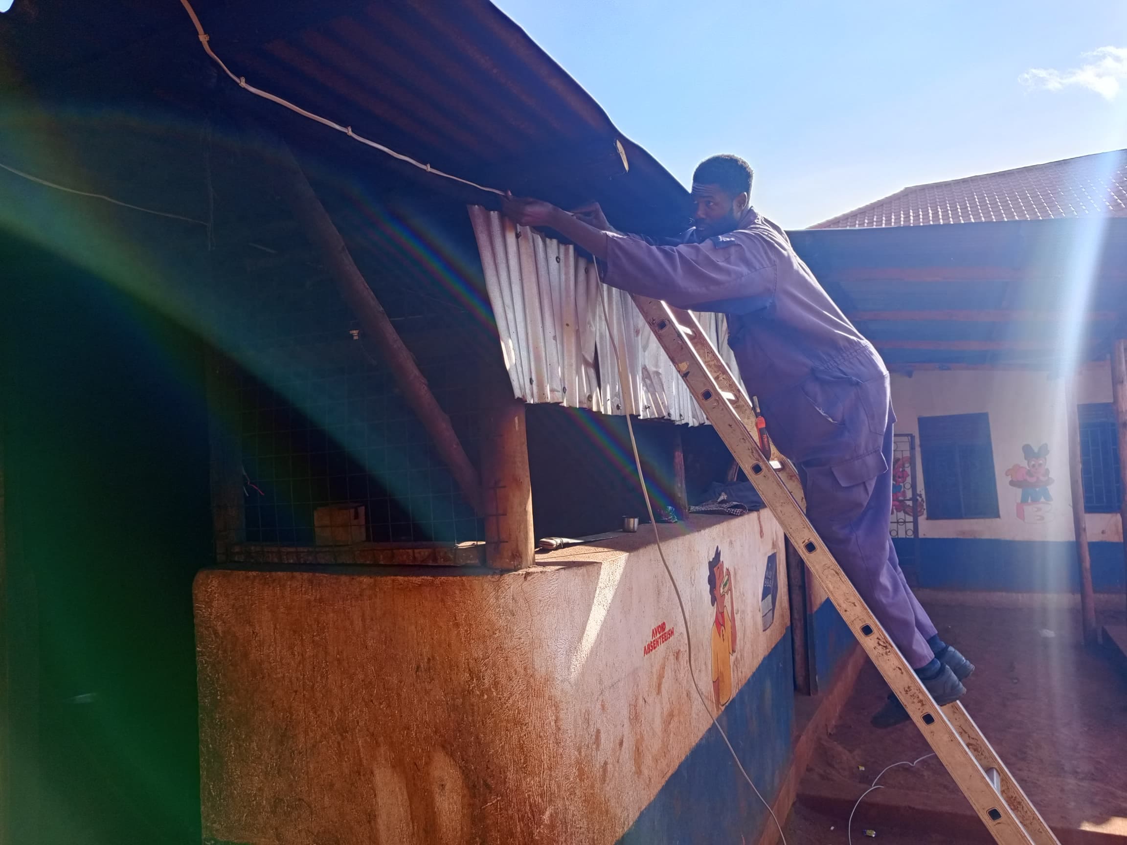 daniel-schlegel-umweltstiftung-solaroefen-in-uganda-1